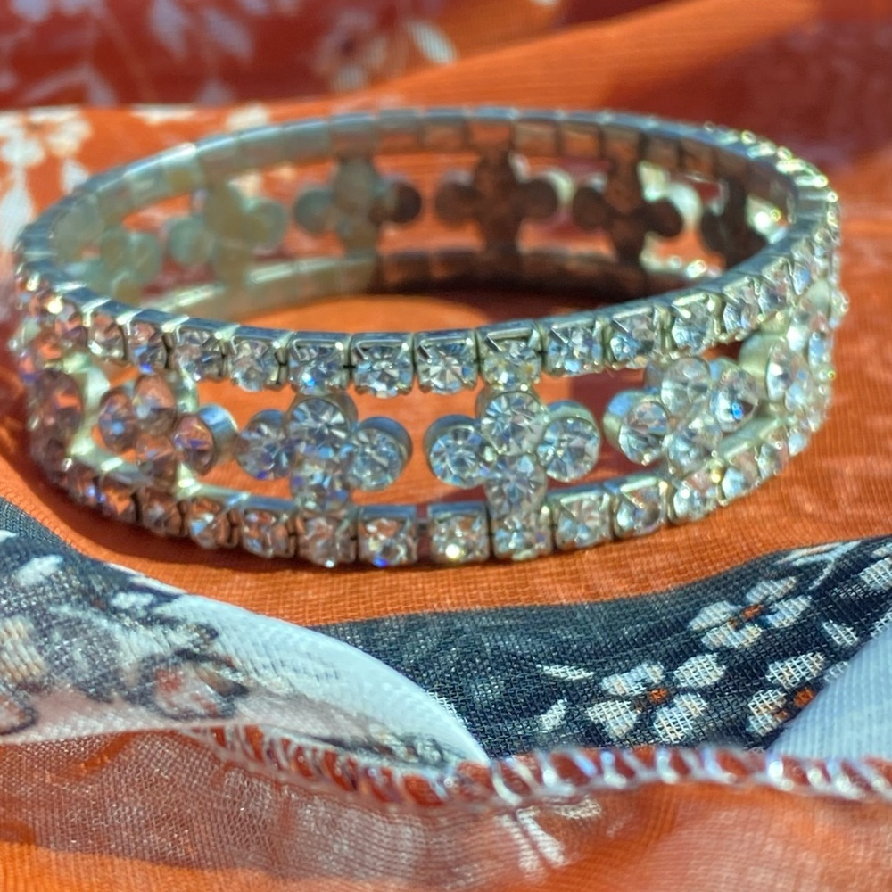 Vintage Silver Rhinestone/Crystal Bracelet